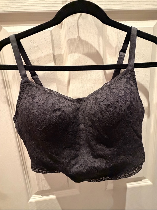 PINK Victoria's Secret Other - PINK Victoria's Secret Black Lace Longline Bralette